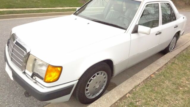 1993 Mercedes-Benz E-Class 300e - photo 6