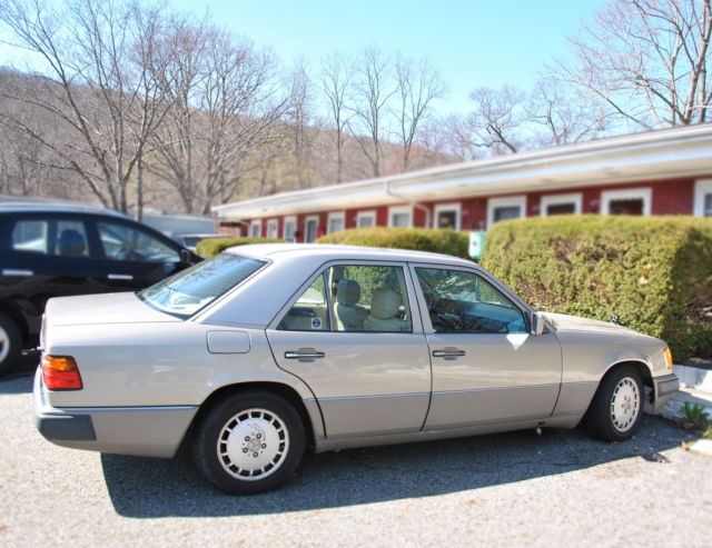 1992 Mercedes-Benz 300-Series - photo 4