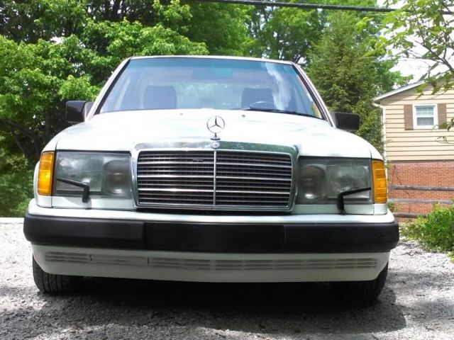 1991 Mercedes-Benz 300-Series