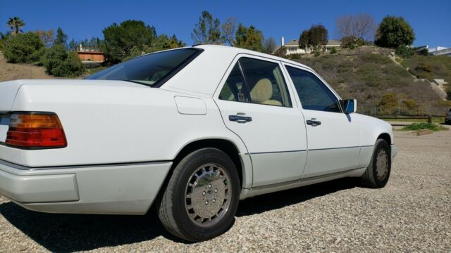1990 Mercedes-Benz E-Class - photo 5