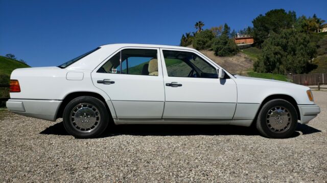 1990 Mercedes-Benz E-Class - photo 6