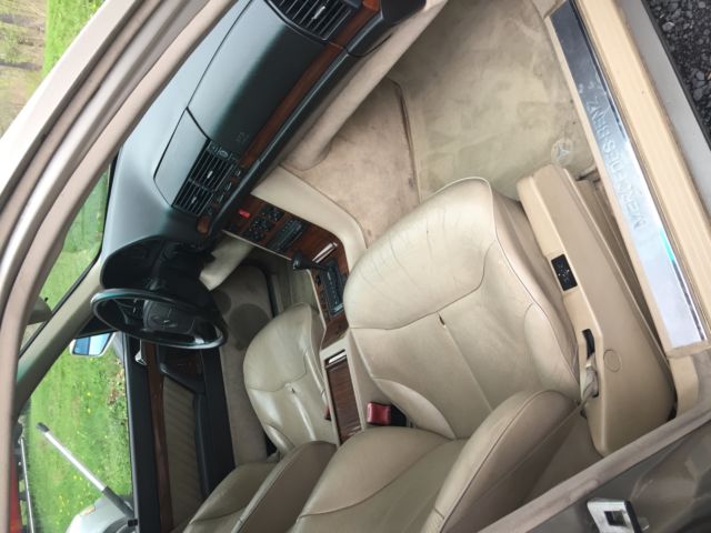 1992 Mercedes-Benz 300-Series - photo 2
