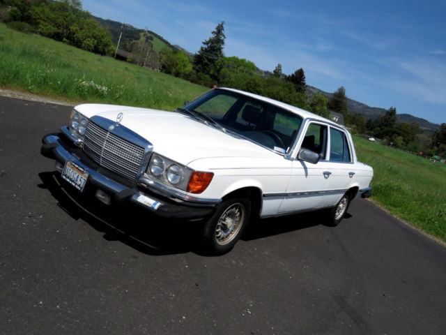 1980 Mercedes-Benz 300-Series 300SD - photo 2