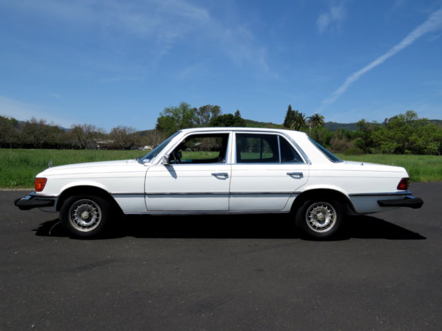 1980 Mercedes-Benz 300-Series 300SD - photo 3