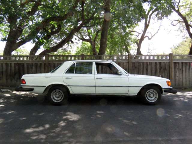 1980 Mercedes-Benz 300-Series 300SD - photo 7