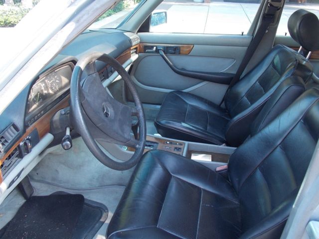 1982 Mercedes-Benz 300-Series - photo 5