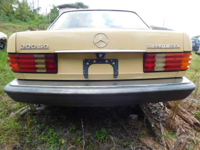 1981 Mercedes-Benz 300-Series W126 - photo 4