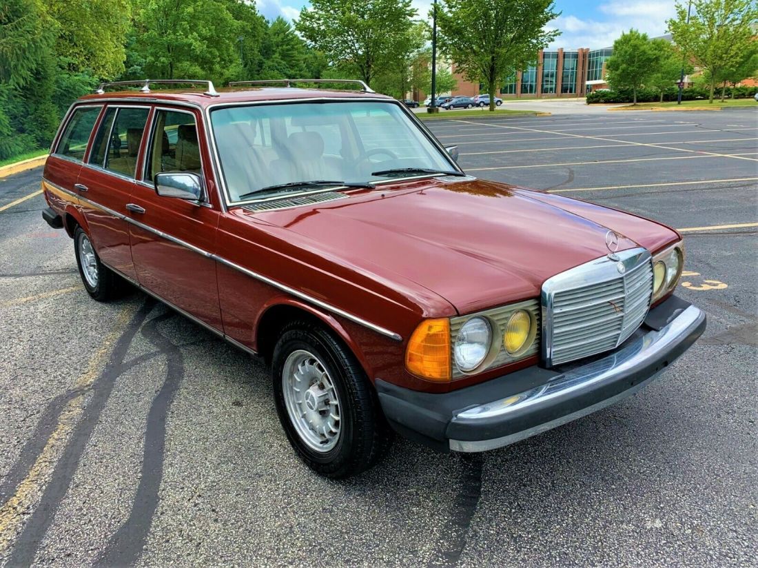 1980 Mercedes-Benz 300-Series - photo 11