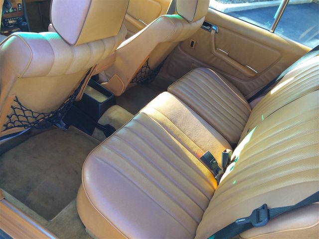 1983 Mercedes-Benz 300-Series - photo 6