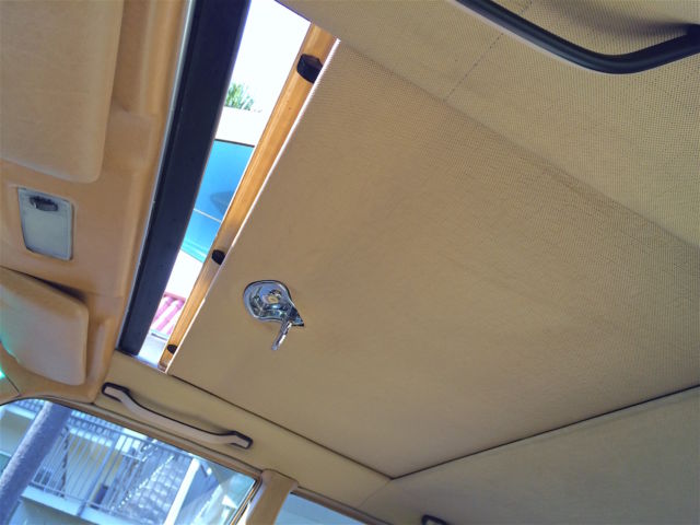 1983 Mercedes-Benz 300-Series - photo 7