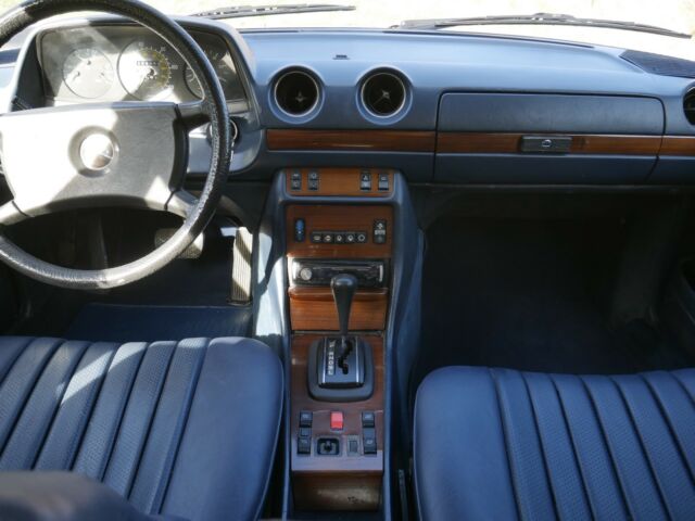 1984 Mercedes-Benz 300-Series - photo 12