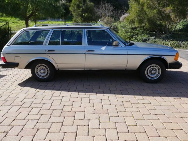 1984 Mercedes-Benz 300-Series - photo 4