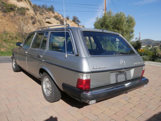 1984 Mercedes-Benz 300-Series - photo 7