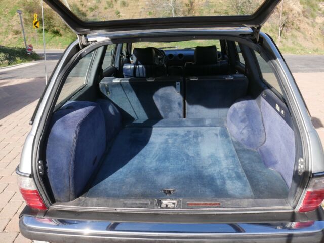 1984 Mercedes-Benz 300-Series - photo 9
