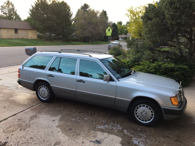 1990 Mercedes-Benz 300-Series