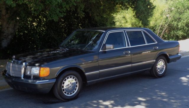 1990 Mercedes-Benz 300-Series - photo 2