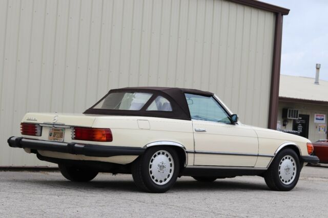 1984 Mercedes-Benz SL-Class - photo 8