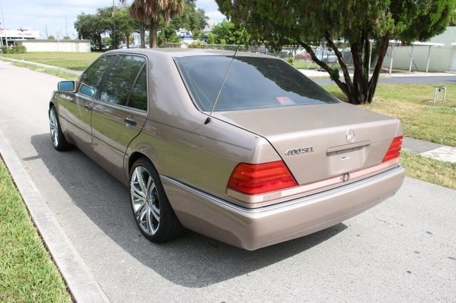 1993 Mercedes-Benz 400 SEL Sedan 4D - photo 5