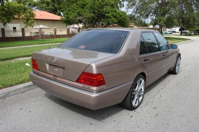 1993 Mercedes-Benz 400 SEL Sedan 4D - photo 7