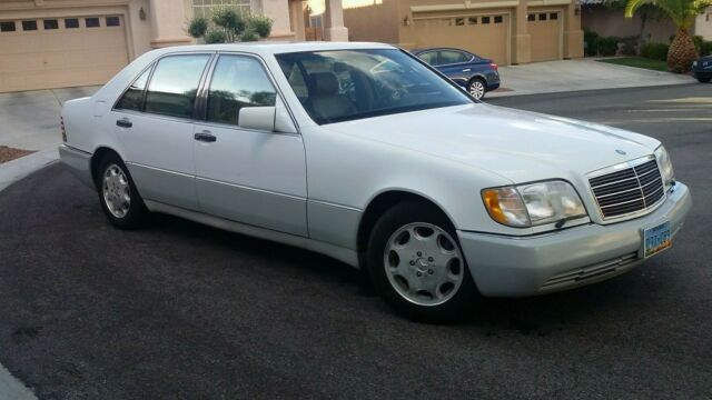 1993 Mercedes-Benz S-Class Seden - photo 3