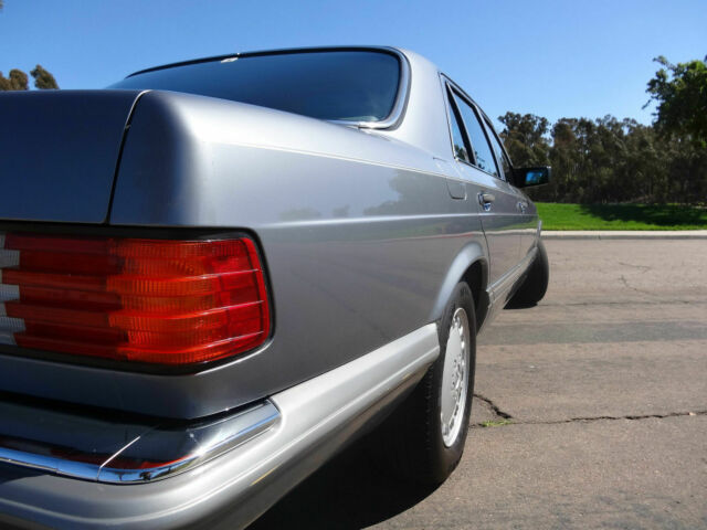 1988 Mercedes-Benz 400-Series - photo 7