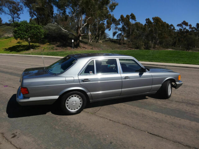 1988 Mercedes-Benz 400-Series - photo 8