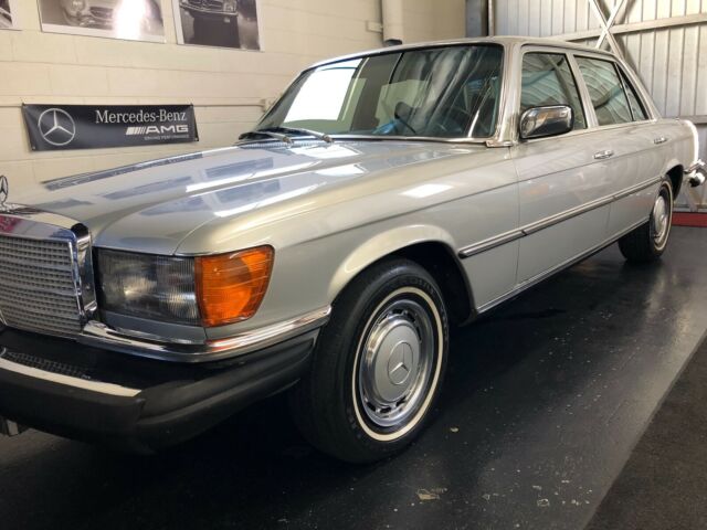 1977 Mercedes-Benz 400-Series - photo 8
