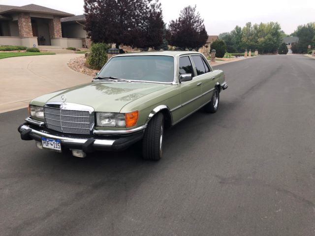 1975 Mercedes-Benz 400-Series 450SEL - photo 2
