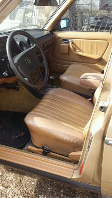 1984 Mercedes-Benz 300-Series - photo 5