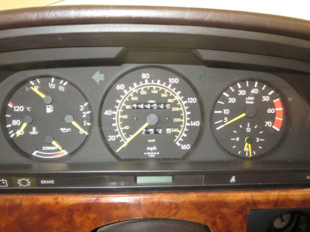 1984 Mercedes-Benz 500-Series - photo 8
