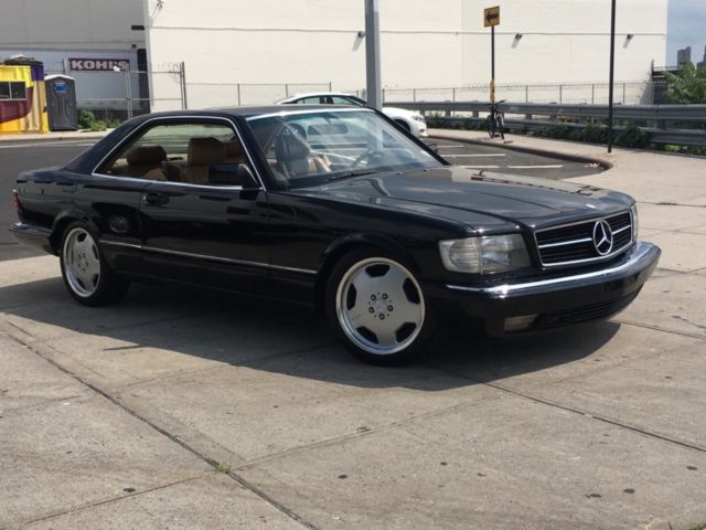 Mercedes-Benz 560 Series 1991 year model 1991 Mercedes-Benz 500-Series