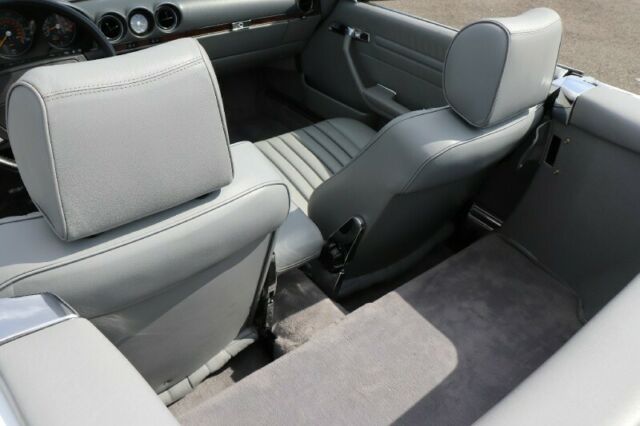 1989 Mercedes-Benz 500-Series 2dr Coupe 560SL Roadster - photo 9