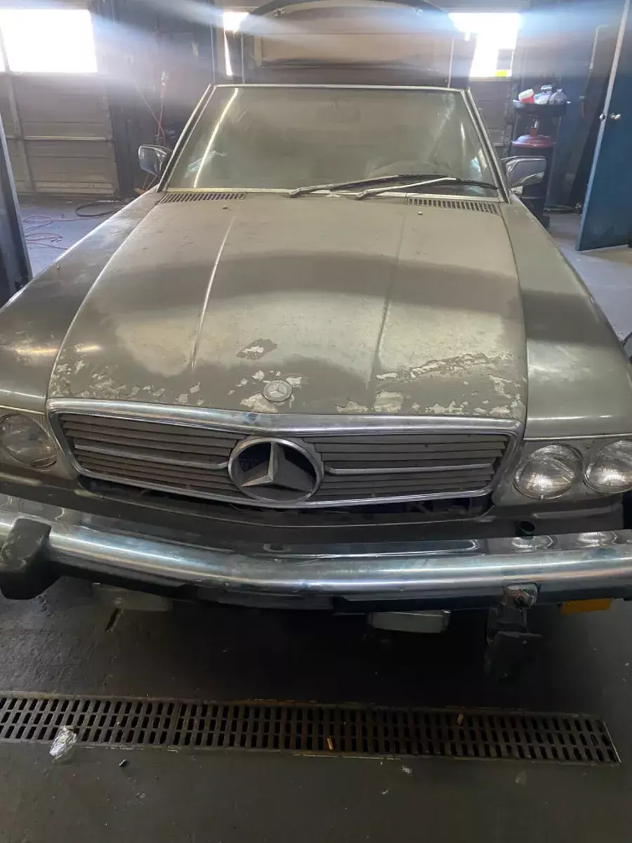 mercedes benz 560 sl 1987 5.6 Good Motor and good parts. 1987 Mercedes-Benz SL-Class SL