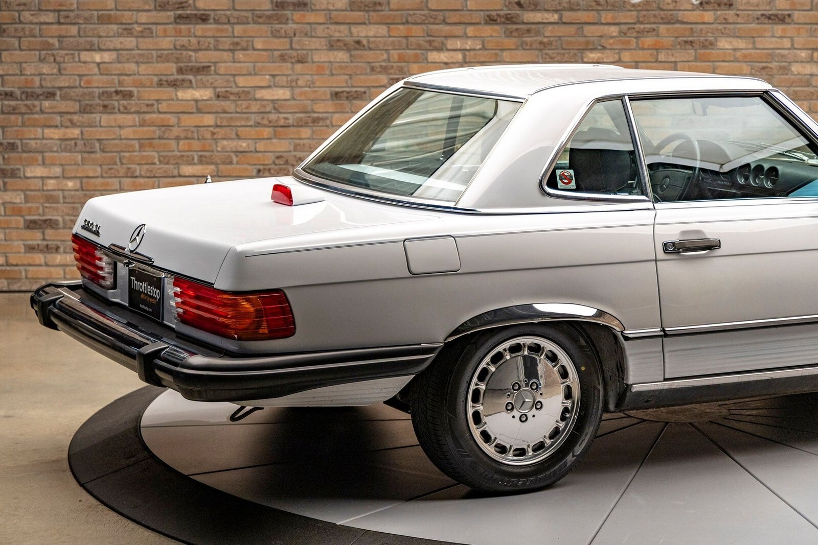 1987 Mercedes-Benz 560 SL - photo 13