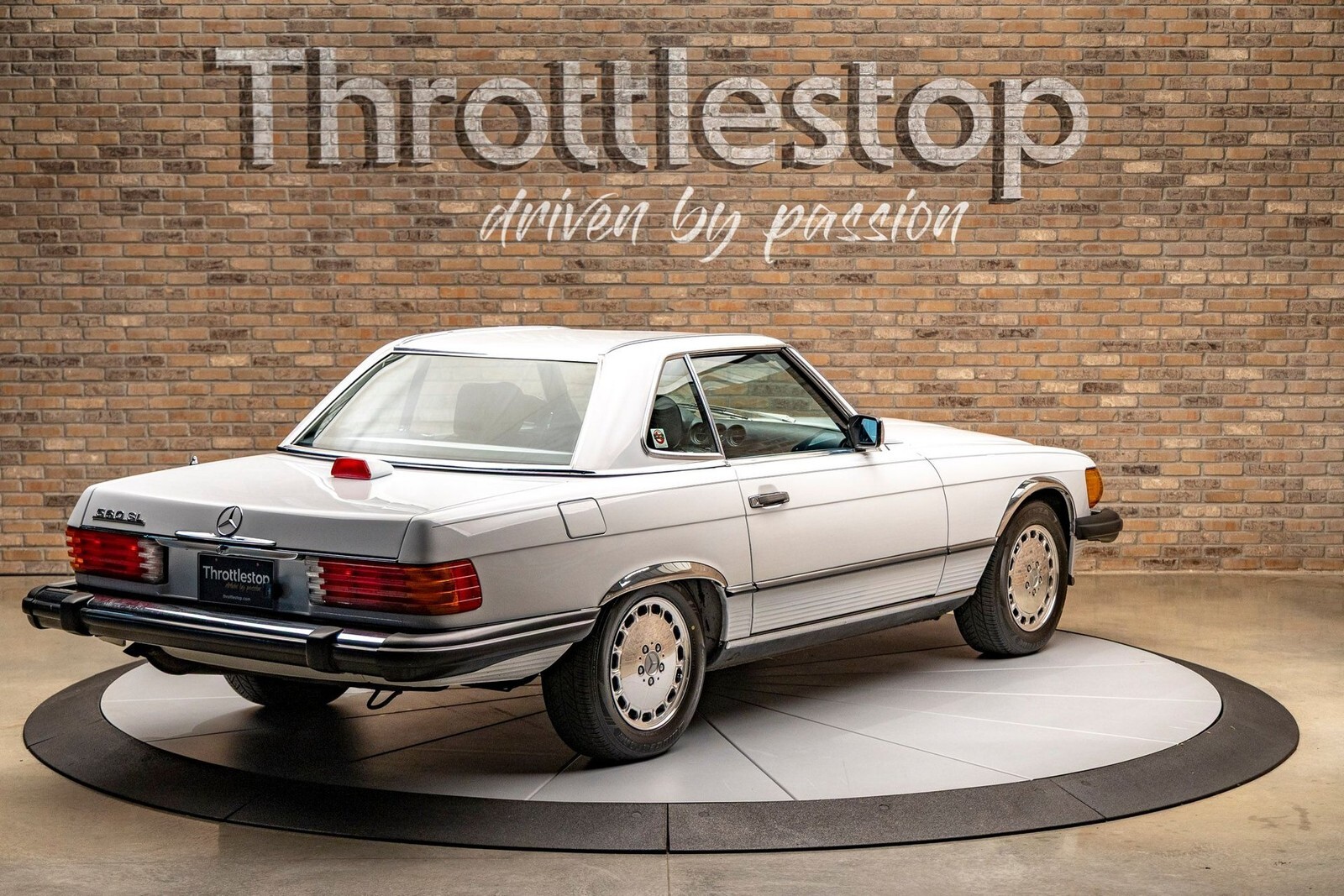 1987 Mercedes-Benz 560 SL - photo 7