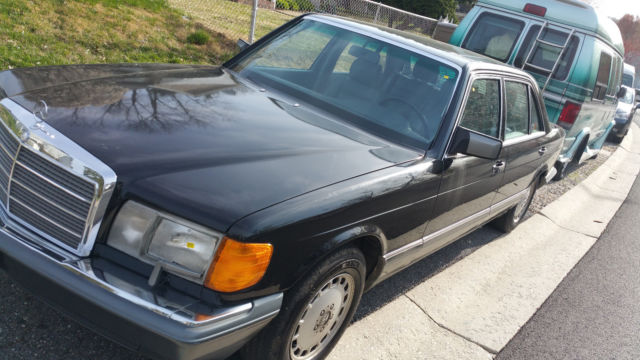 1989 Mercedes-Benz 500-Series