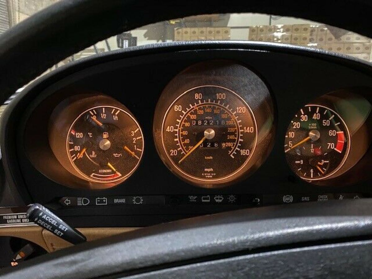 1989 Mercedes-Benz SL-Class - photo 10