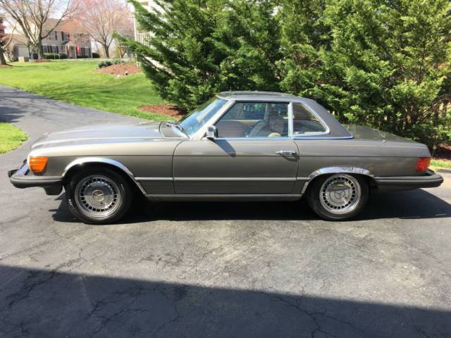1984 Mercedes-Benz SL-Class 2 DOOR COUP CONVEYABLE - photo 2