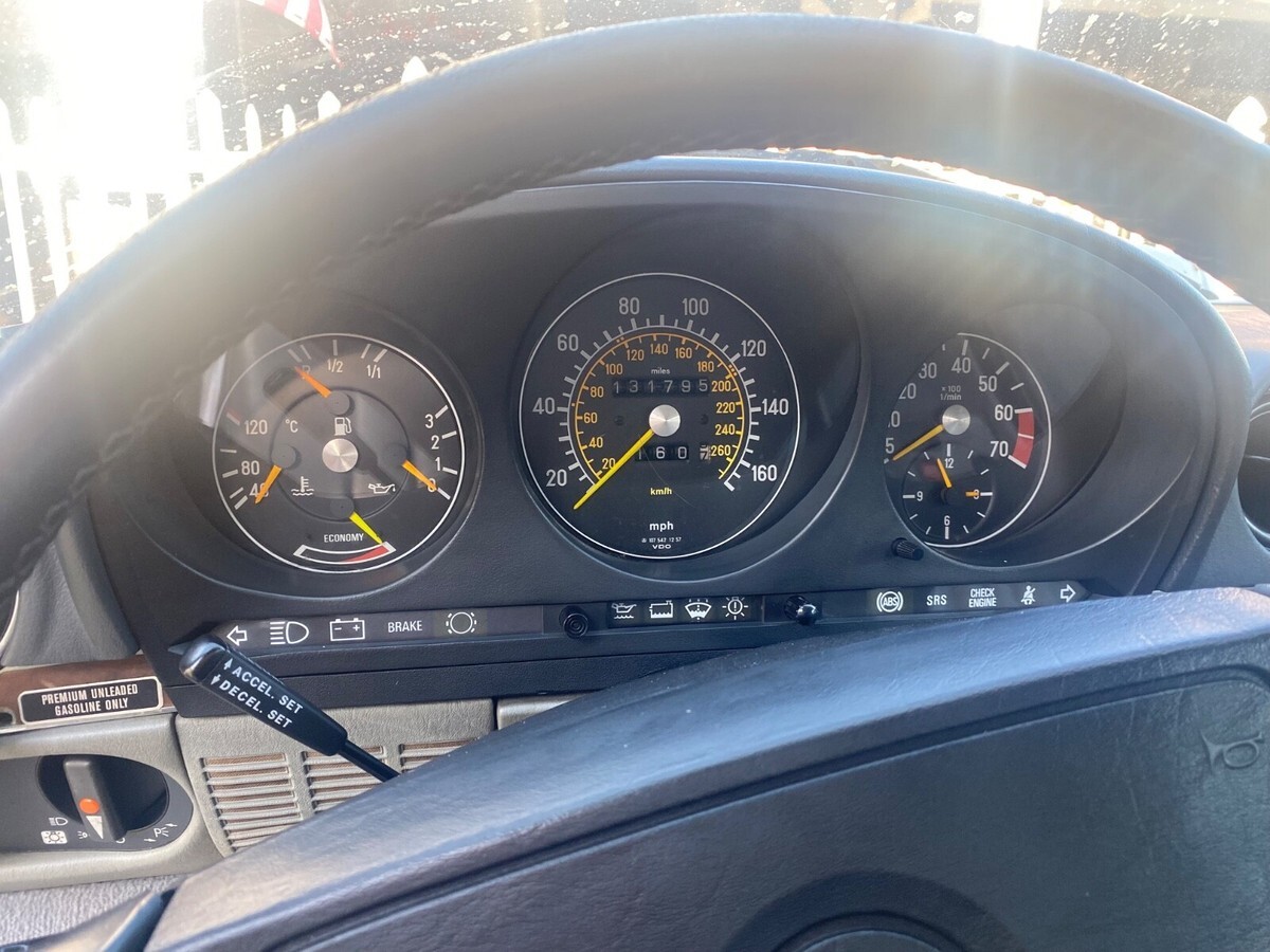 1989 Mercedes-Benz SL-Class - photo 10