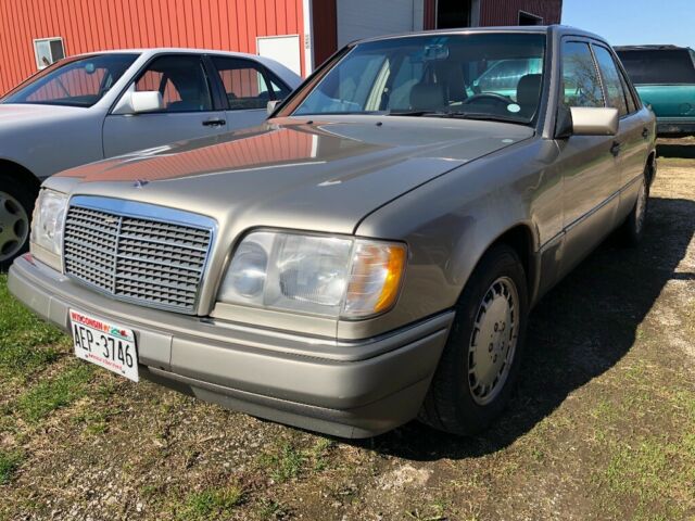 mercedes-benz e-class sedan 1994 Mercedes-Benz 300-Series