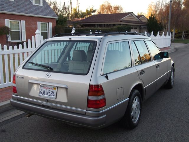 1994 Mercedes-Benz 300-Series E320 Wagon - photo 2