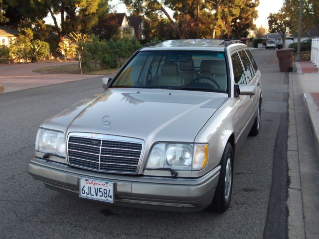 1994 Mercedes-Benz 300-Series E320 Wagon - photo 3