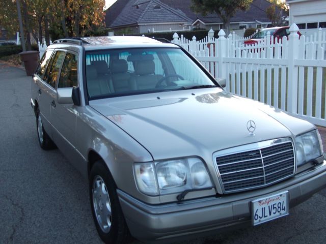 1994 Mercedes-Benz 300-Series E320 Wagon - photo 8