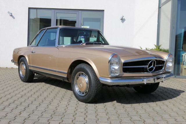Mercedes Benz Pagoda 280 SL Automatc, by SL-Classics 1970 Mercedes-Benz SL-Class
