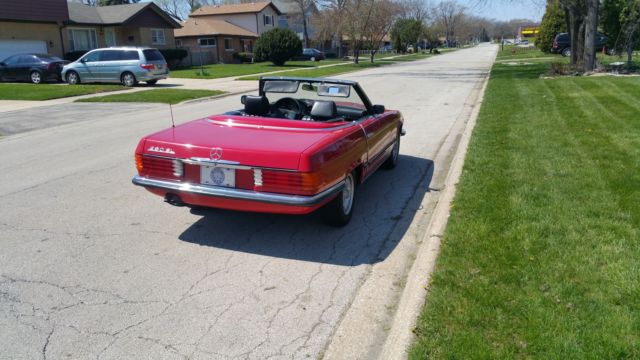 Mercedes Benz SL 1983 Mercedes-Benz SL-Class