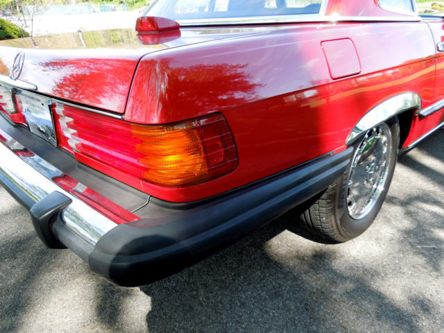 1987 Mercedes-Benz SL-Class 560SL - photo 3