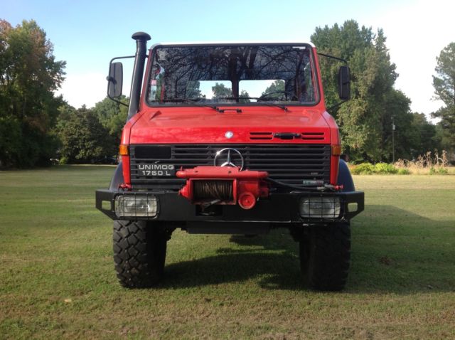 1990 Mercedes-Benz Unimog - photo 3