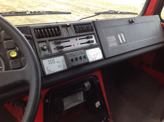 1990 Mercedes-Benz Unimog - photo 9