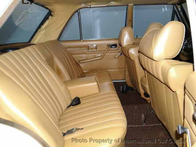 1973 Mercedes-Benz 200-Series - photo 11