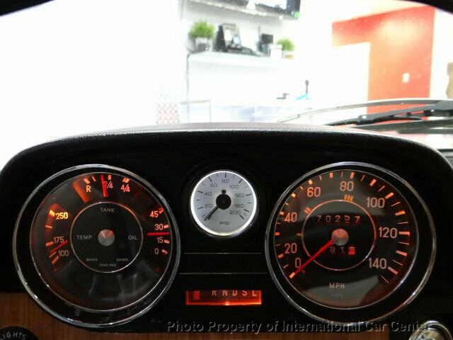1973 Mercedes-Benz 200-Series - photo 12